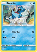 Totodile 018  Shining Legends - Common